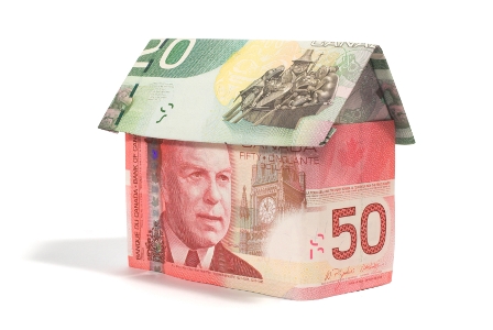 iStock_canadianmoney-house-home_000002051566_Small